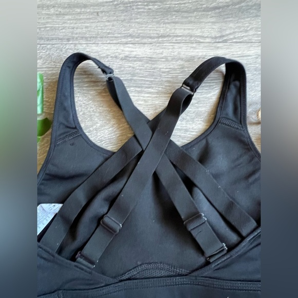 Nike Impact High Support Strappy Sports Bra in Black. Size S - Picture 8 of 9